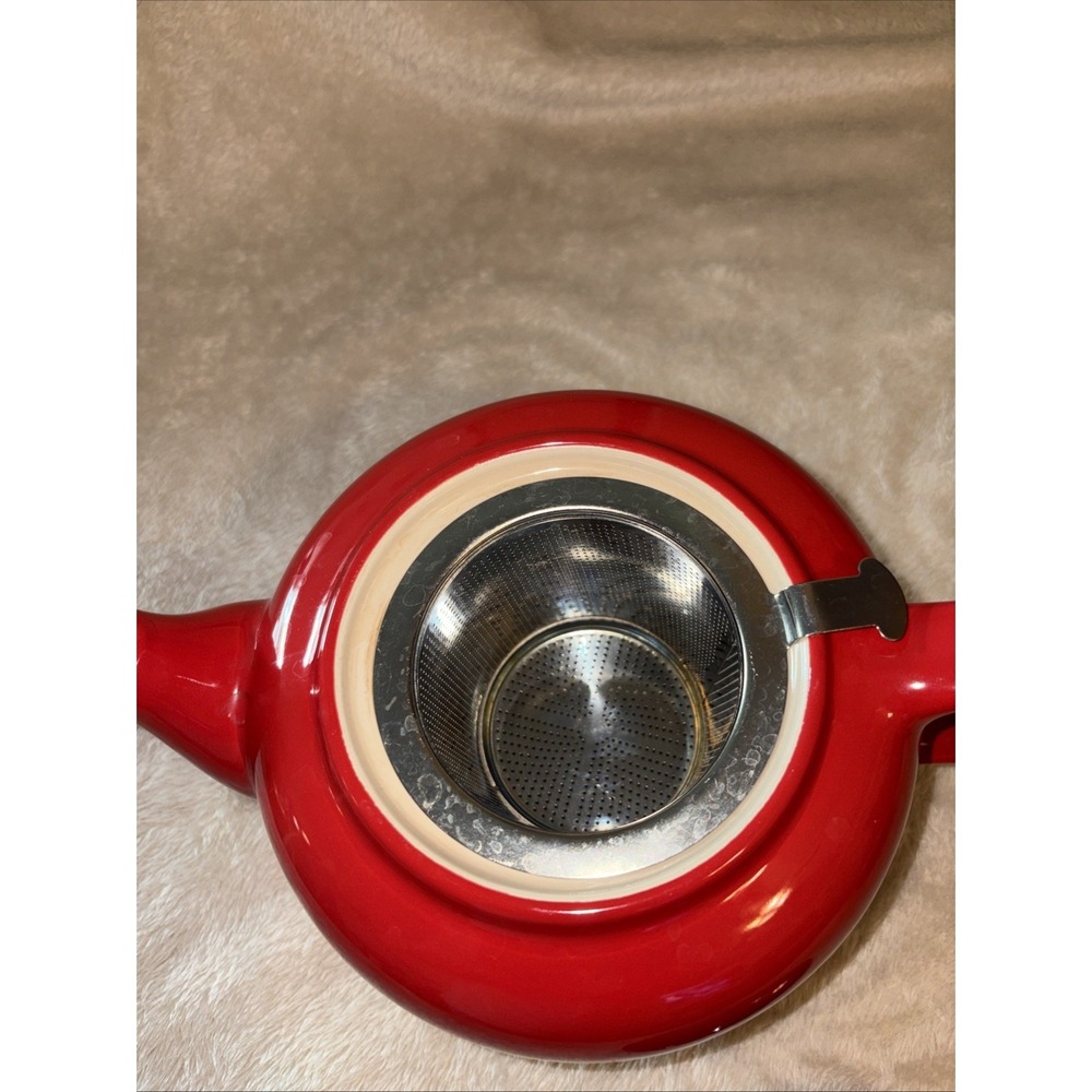 Le Creuset Large Teapot with Infuser 44 OZ (1.3L) Color: Cerise (Red) Ombré EUC - Picture 3 of 6